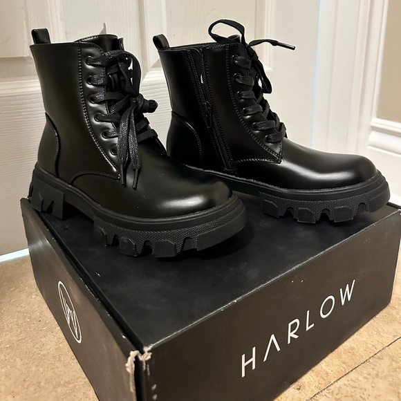 Harlow Boots - Picture 2 of 2